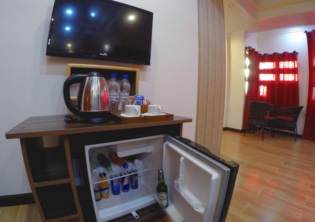 Hotel Ui Inn Male Exteriér fotografie